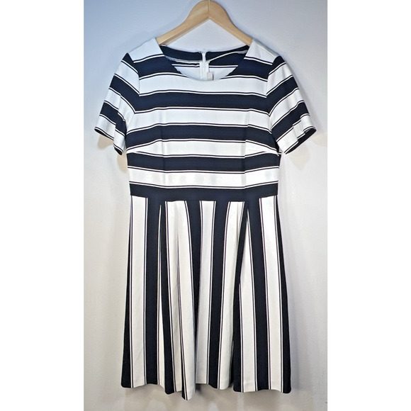 Elegant Phantom Black White Beetlejuice Style Dress Loft size 14 mini striped - Picture 1 of 10